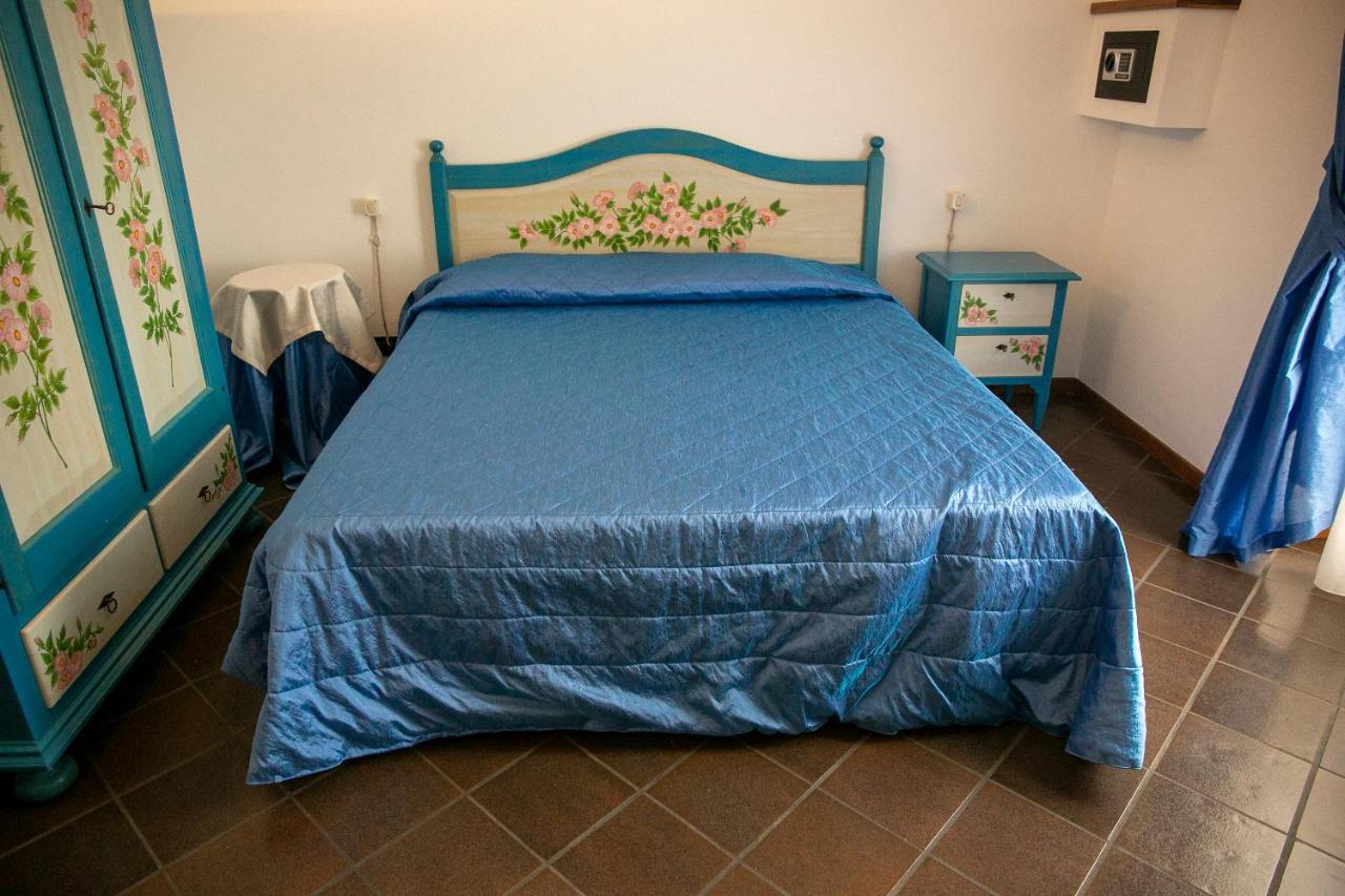 La Villetta Food & Drink Rooms For Rent - No Reception - LʼAquila Exterior foto